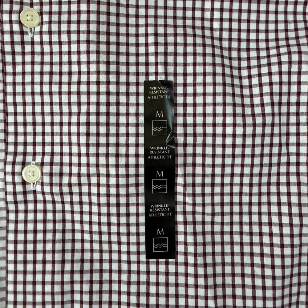 NWT Banana Republic White/Red Athletic Fit Wrinkle Resistant Button Up Size M